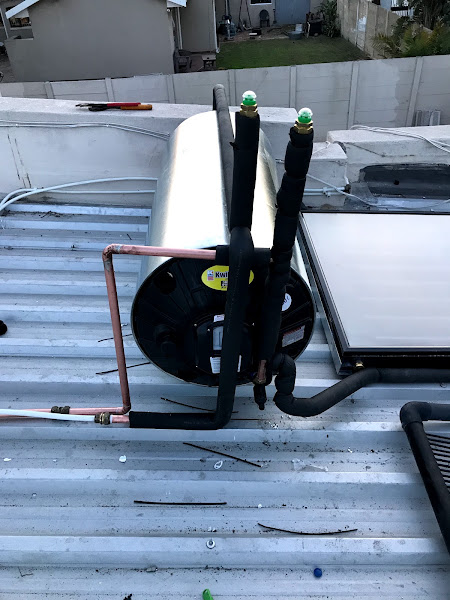 Solar geyser setup